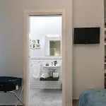 A Casa Di Titty Oda ve Kahvaltı Fiumicino