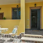 Oda ve Kahvaltı A Casa Di Titty 3*