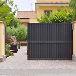 A Casa Di Titty Oda ve Kahvaltı