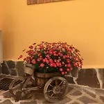 A Casa Di Titty Oda ve Kahvaltı 3*