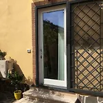 A Casa Di Titty Oda ve Kahvaltı 3*