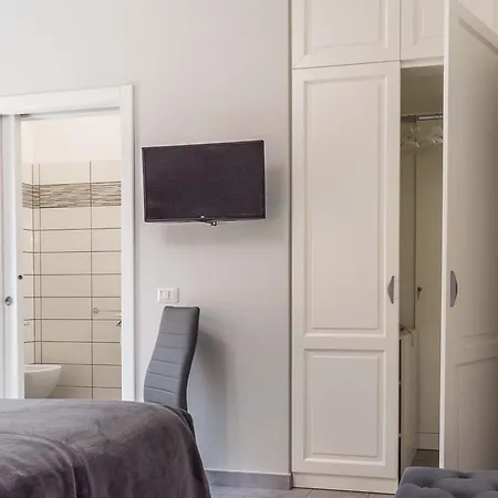 A Casa Di Titty 3*
