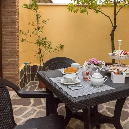 A Casa Di Titty 3*