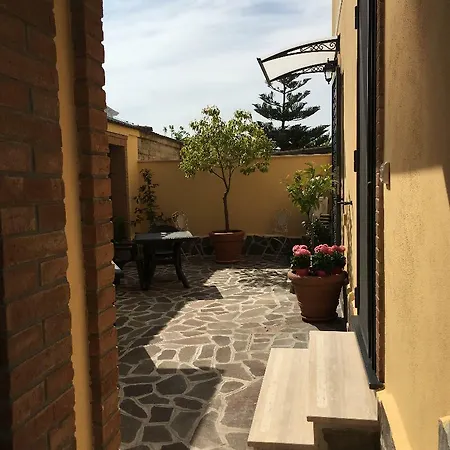 A Casa Di Titty לינה וארוחת בוקר פיומיצ'ינו