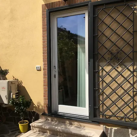 A Casa Di Titty Bed & Breakfast 3*