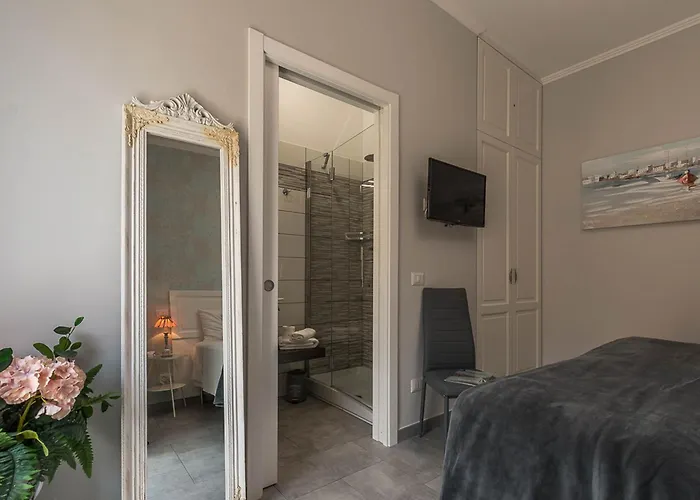 A Casa Di Titty 3*