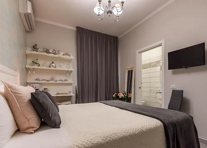 A Casa Di Titty 3* 피우미치노