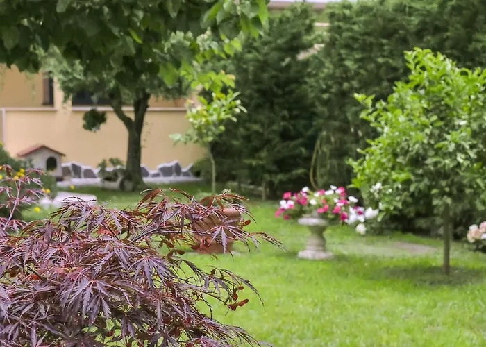 A Casa Di Titty 3*